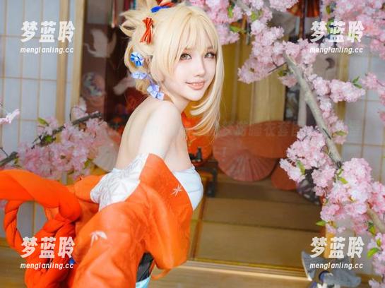 私拍时光：Cat Demon喵崽的梦游睡衣套图，宛如漫游在云朵上！